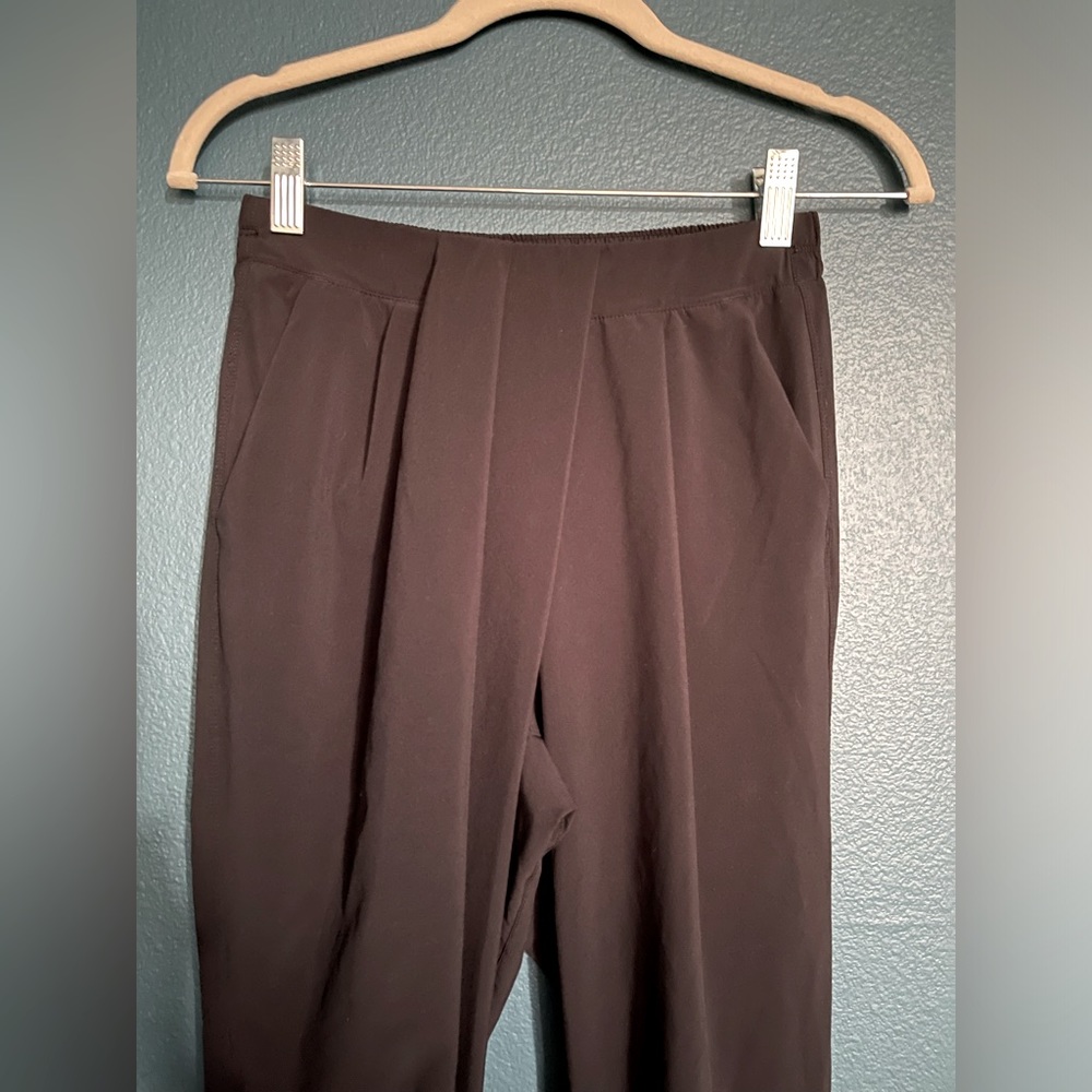 Lululemon dance yoga jogger with pockets 2